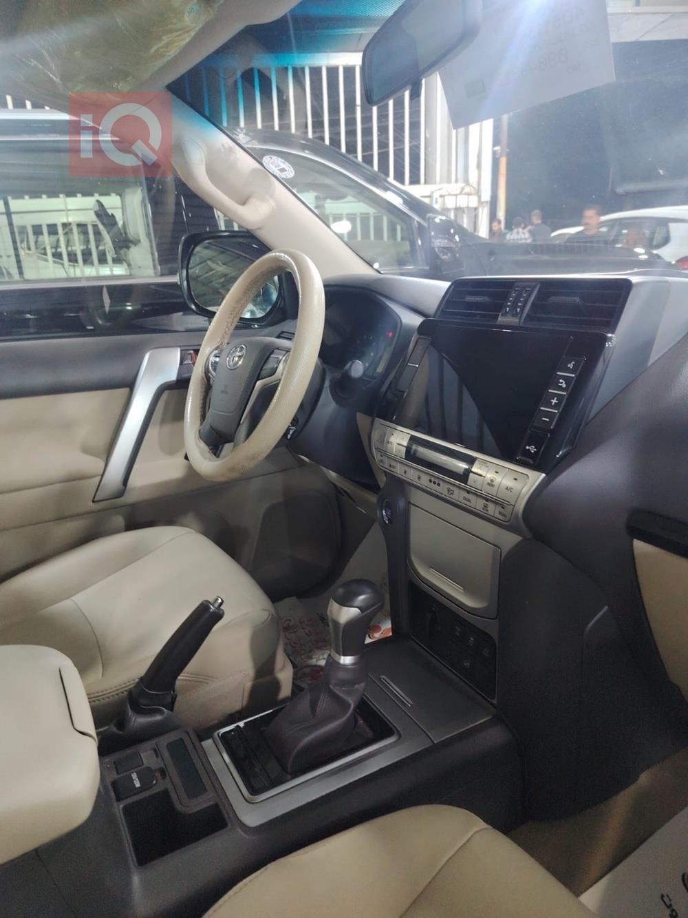 تويوتا لاندكروزر برادو